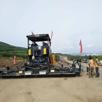 濟南攤鋪機租賃，濟南路面攤鋪施工